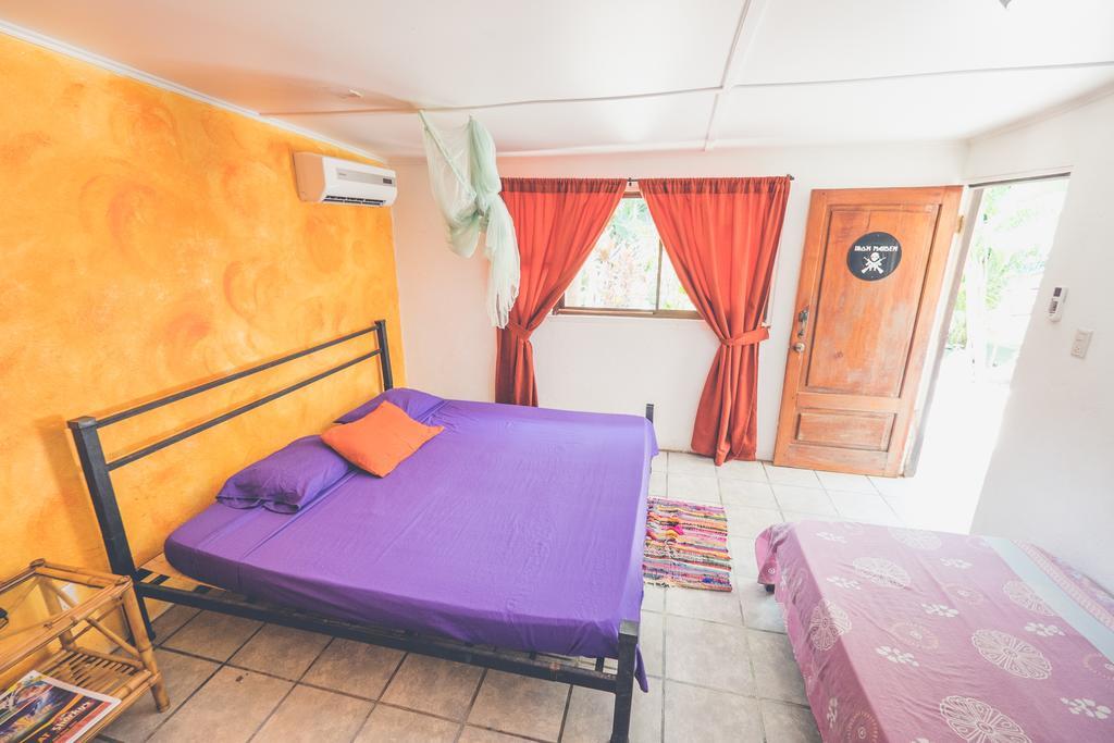 Pura Vida Hostel Tamarindo Zewnętrze zdjęcie