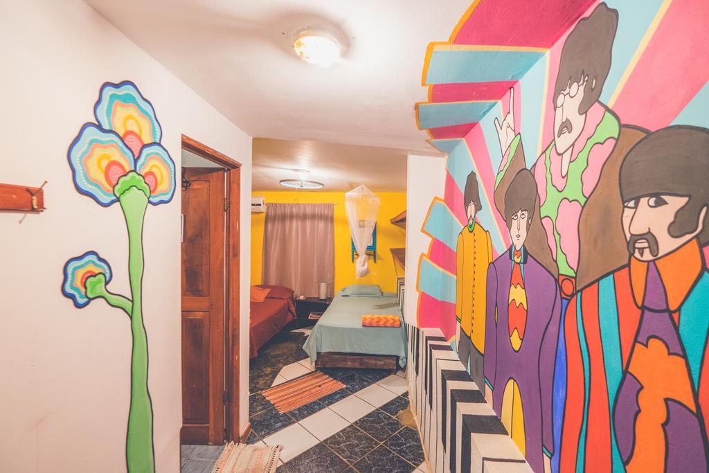 Pura Vida Hostel Tamarindo Zewnętrze zdjęcie