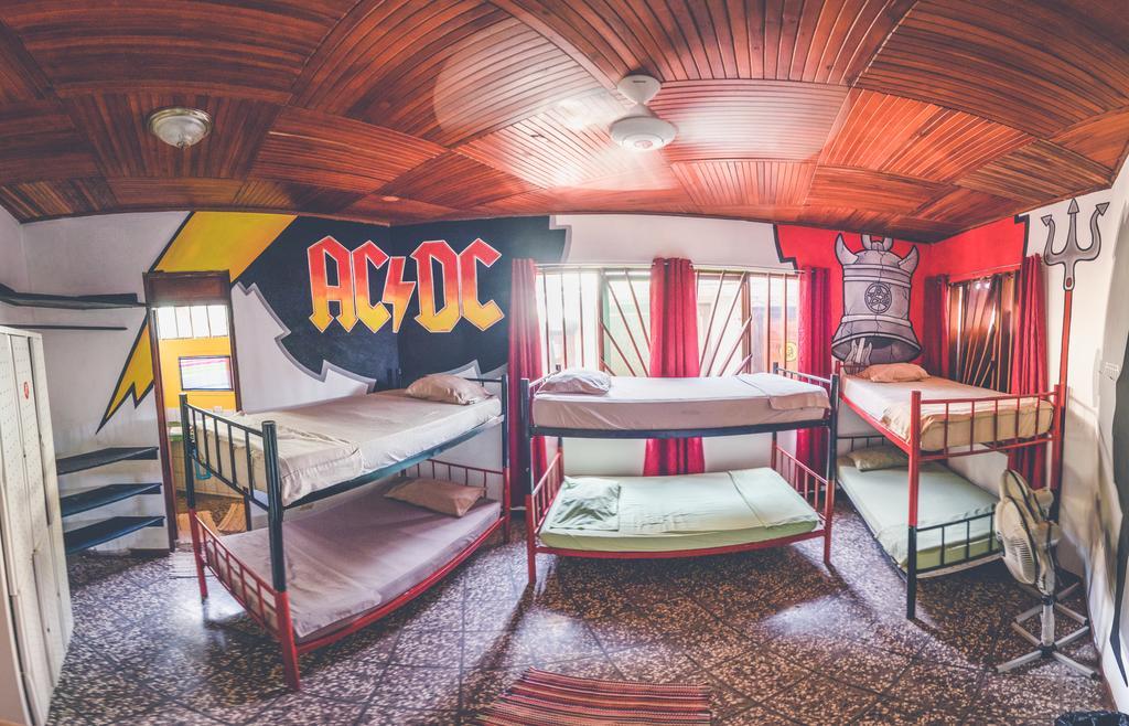 Pura Vida Hostel Tamarindo Zewnętrze zdjęcie