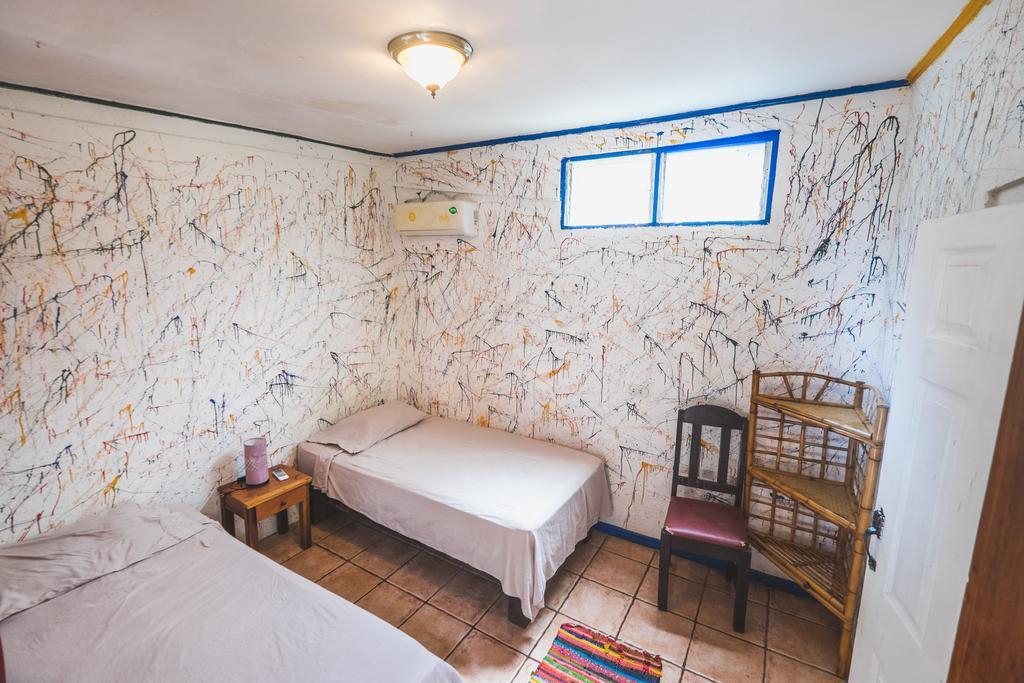Pura Vida Hostel Tamarindo Zewnętrze zdjęcie