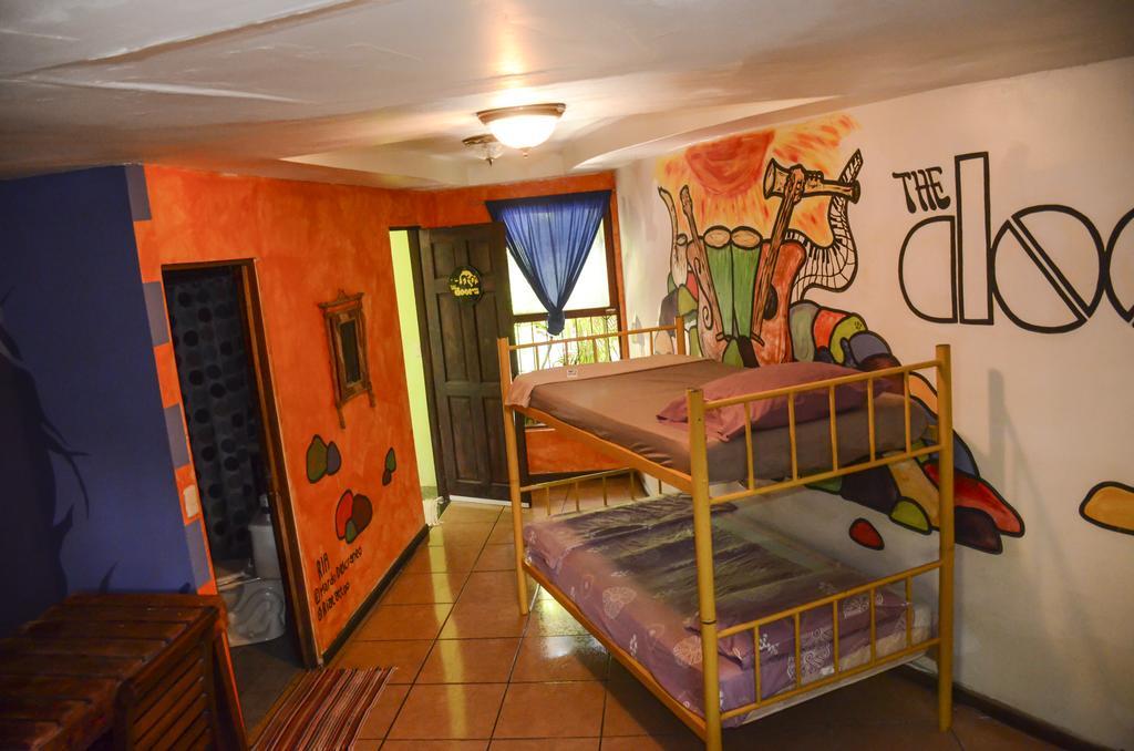 Pura Vida Hostel Tamarindo Zewnętrze zdjęcie