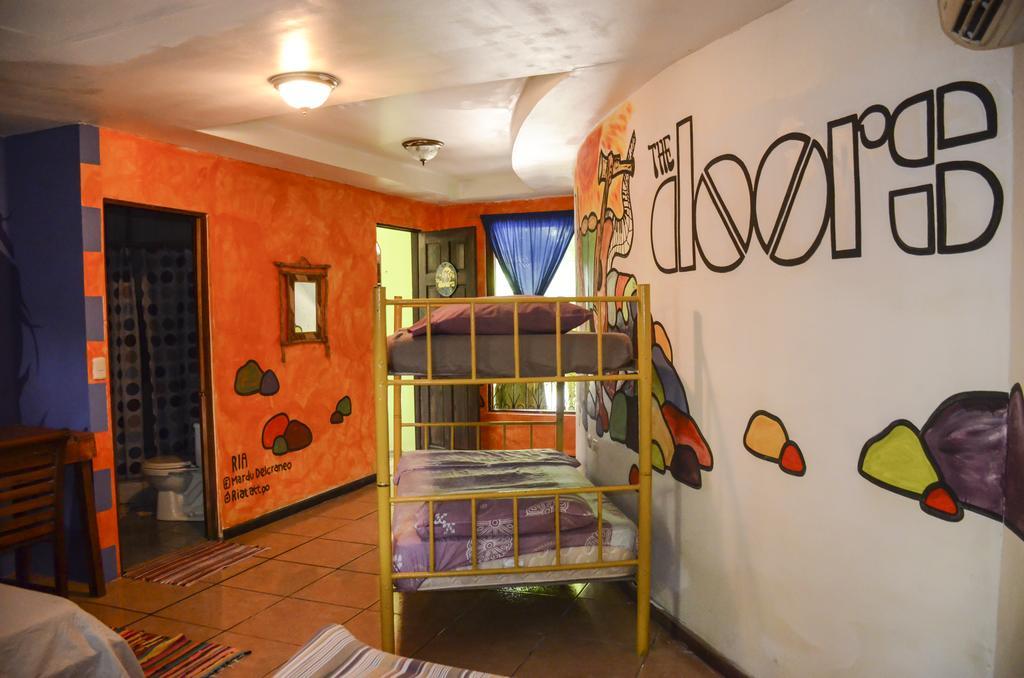 Pura Vida Hostel Tamarindo Zewnętrze zdjęcie